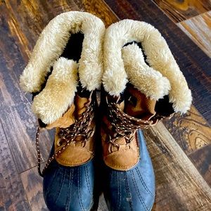 Used Magellan Snow boots